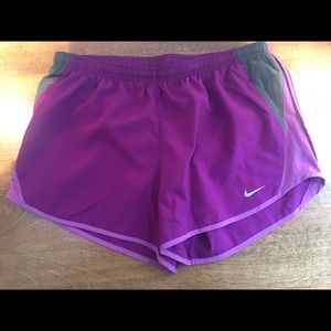 Nike dry fit purple size medium